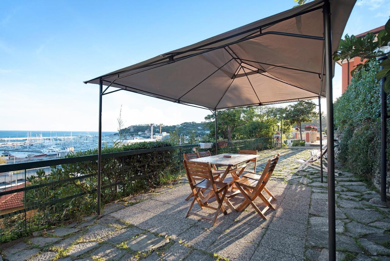 Trilocale In Villa Vista Mare Apt 3 Варацце Экстерьер фото