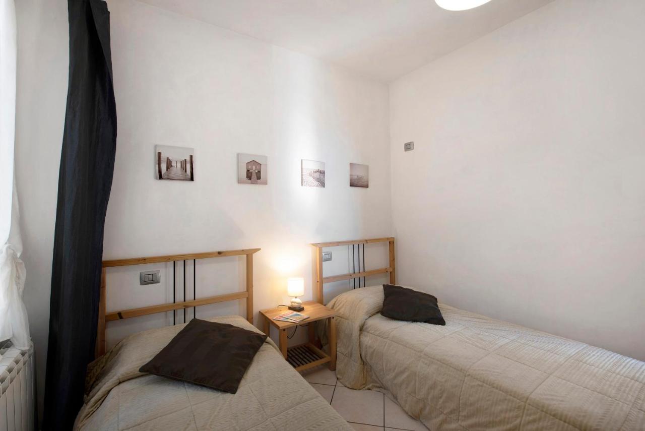 Trilocale In Villa Vista Mare Apt 3 Варацце Экстерьер фото